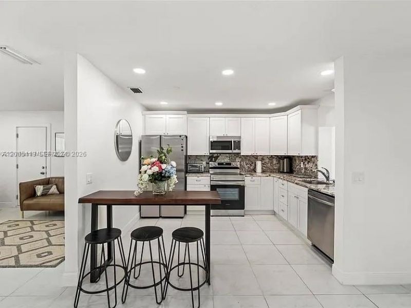 2219 N 35th Ave, Hollywood, FL 33021 Photo