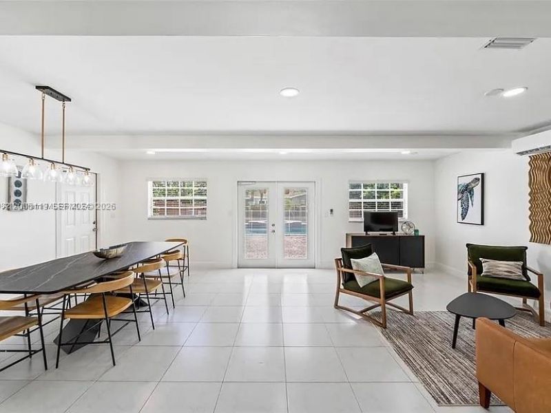 2219 N 35th Ave, Hollywood, FL 33021 Photo