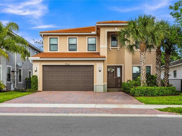 7314 Estero Dr , Lake Worth, FL 33463