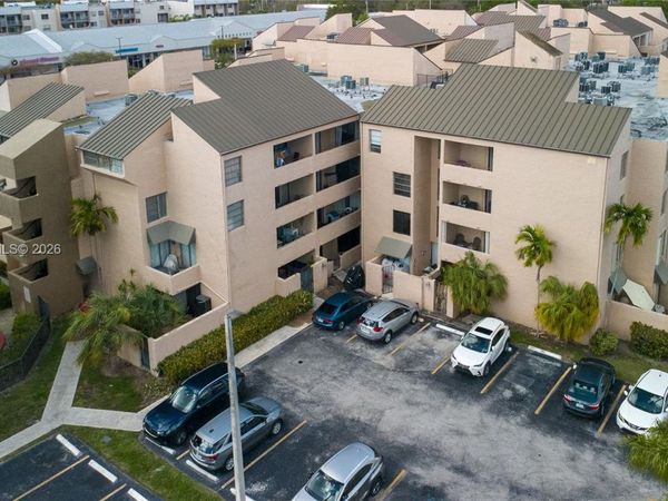 10500 SW 108th Ave , Unit B414, Miami, FL 33176