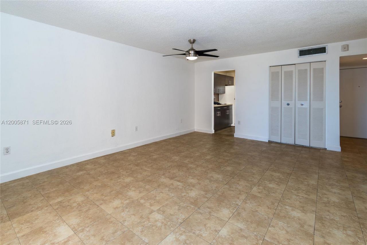 10500 SW 108th Ave , Unit B414, Miami, FL 33176 Photo
