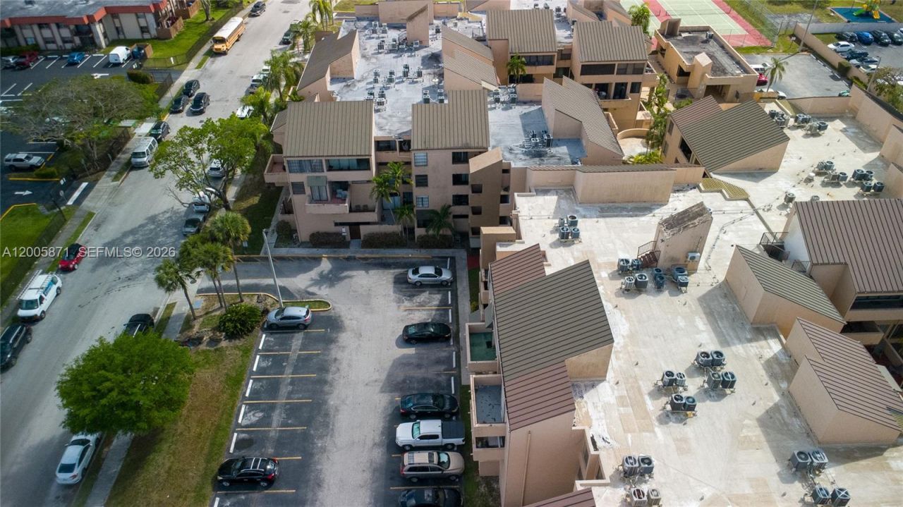 10500 SW 108th Ave , Unit B414, Miami, FL 33176 Photo