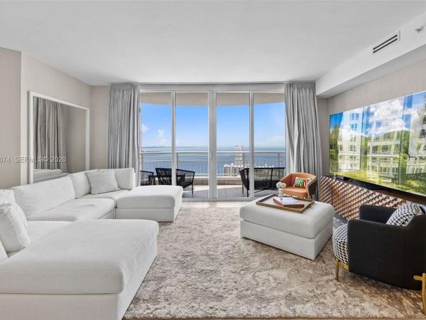 848 Brickell Key Dr, Unit 3403, Miami, FL 33131