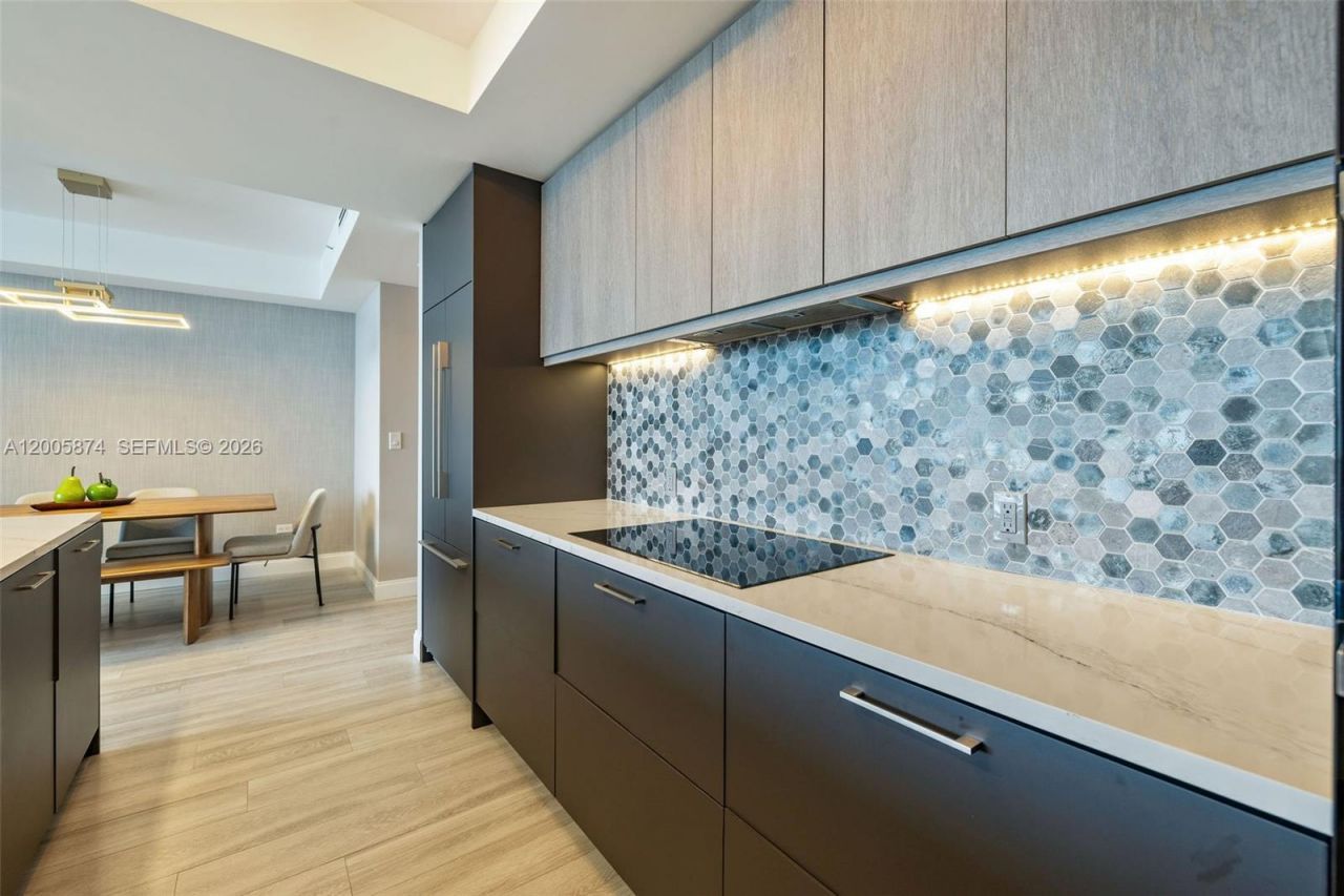 848 Brickell Key Dr, Unit 3403, Miami, FL 33131 Photo