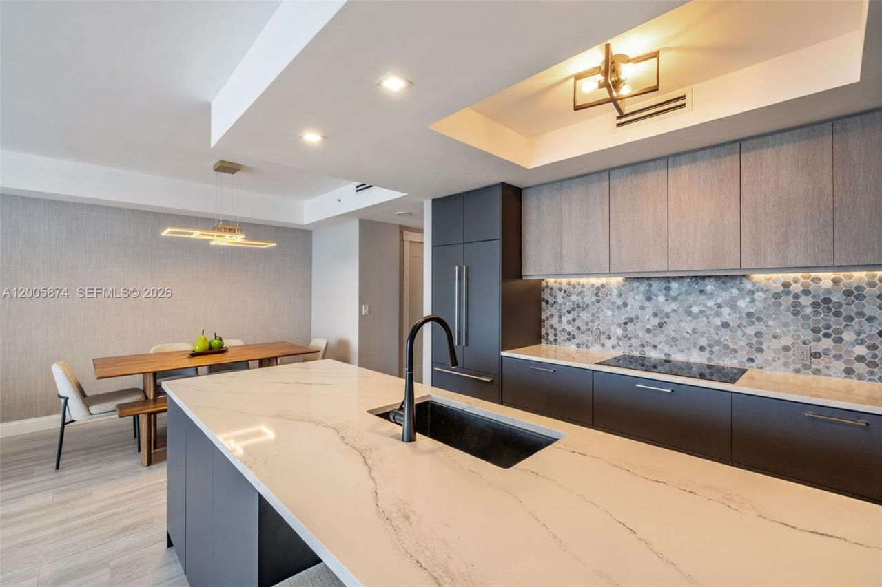 848 Brickell Key Dr, Unit 3403, Miami, FL 33131 Photo