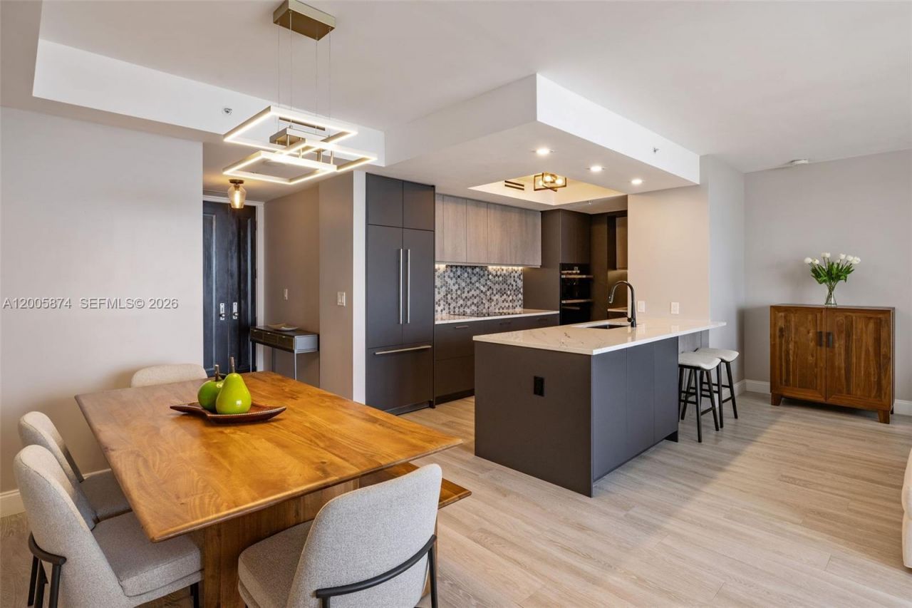 848 Brickell Key Dr, Unit 3403, Miami, FL 33131 Photo