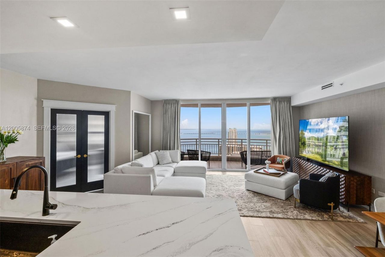 848 Brickell Key Dr, Unit 3403, Miami, FL 33131 Photo