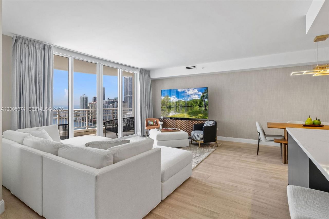 848 Brickell Key Dr, Unit 3403, Miami, FL 33131 Photo
