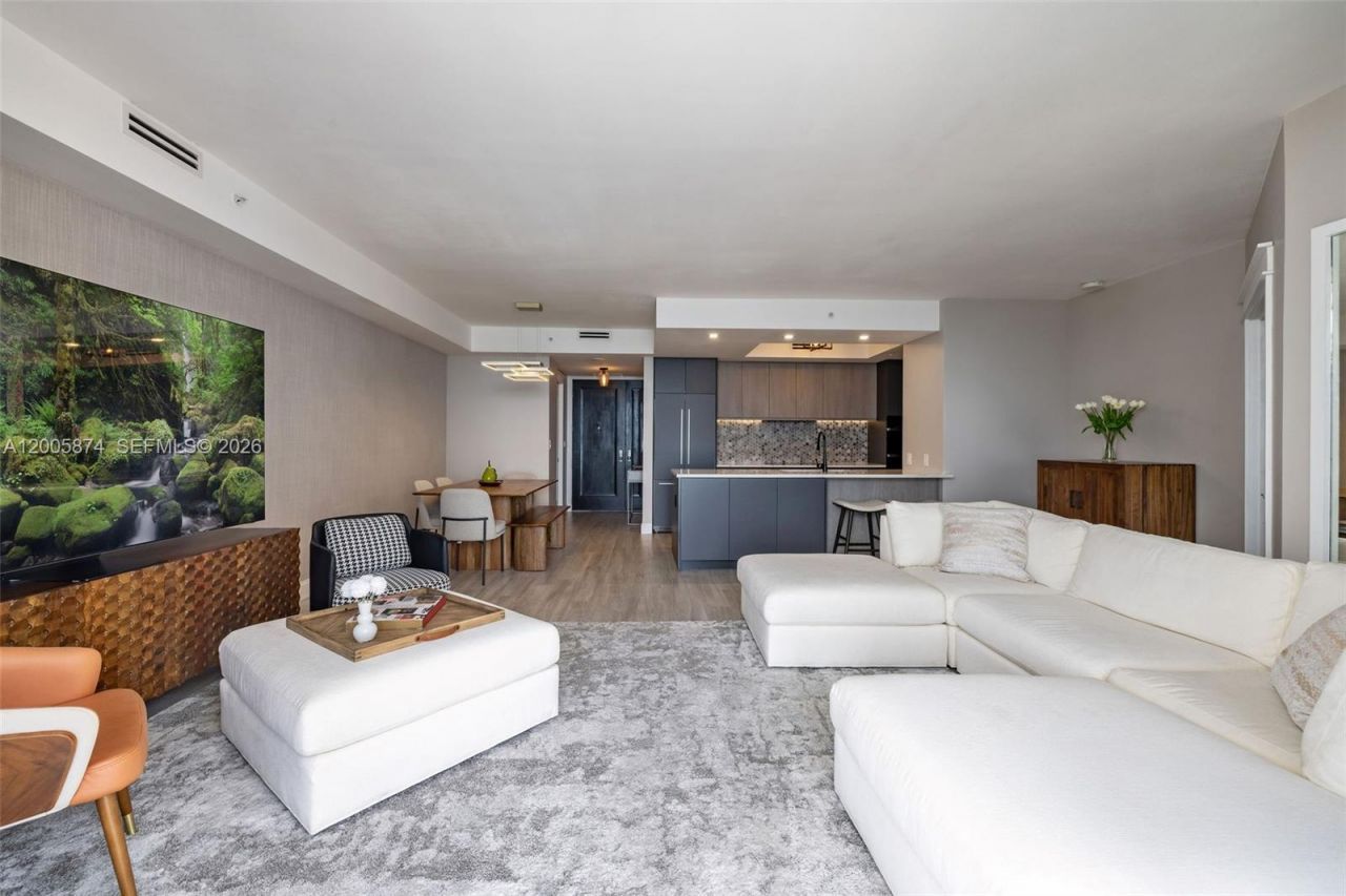 848 Brickell Key Dr, Unit 3403, Miami, FL 33131 Photo