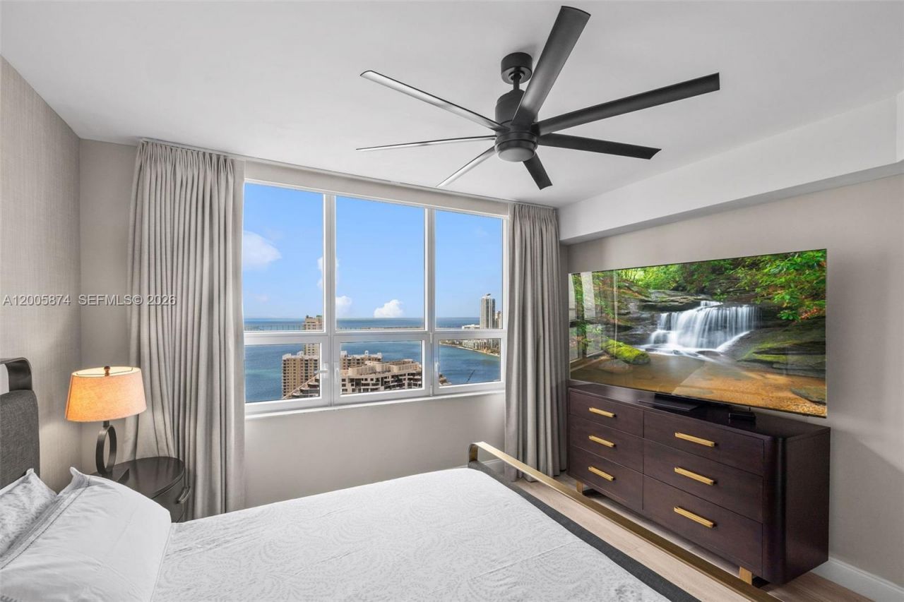 848 Brickell Key Dr, Unit 3403, Miami, FL 33131 Photo