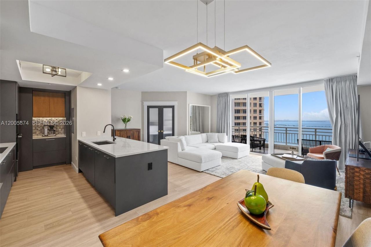 848 Brickell Key Dr, Unit 3403, Miami, FL 33131 Photo