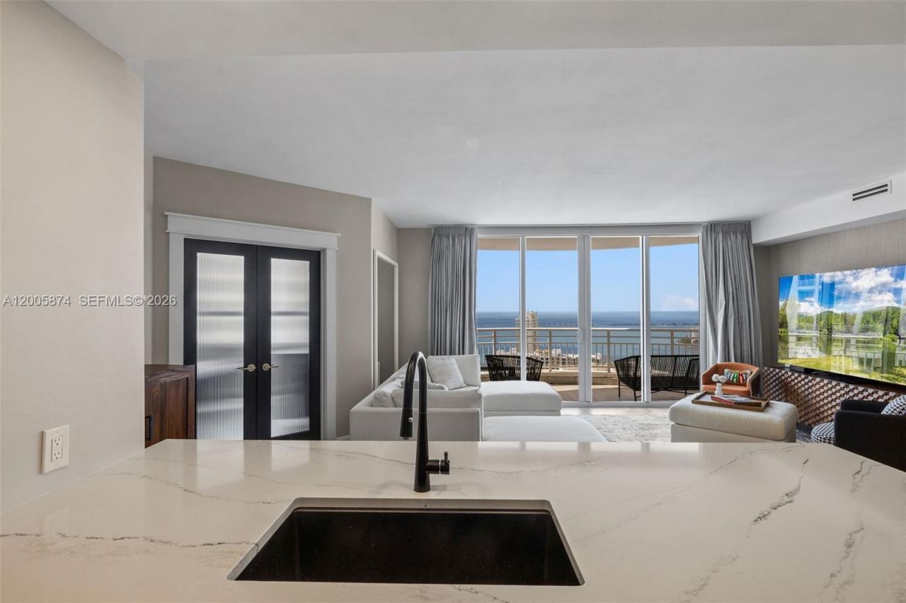 848 Brickell Key Dr, Unit 3403, Miami, FL 33131 Photo