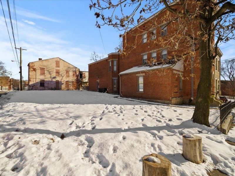 1816 Baymiller Street, Cincinnati, OH 45214 Photo 1