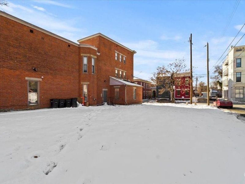 1816 Baymiller Street, Cincinnati, OH 45214 Photo 2