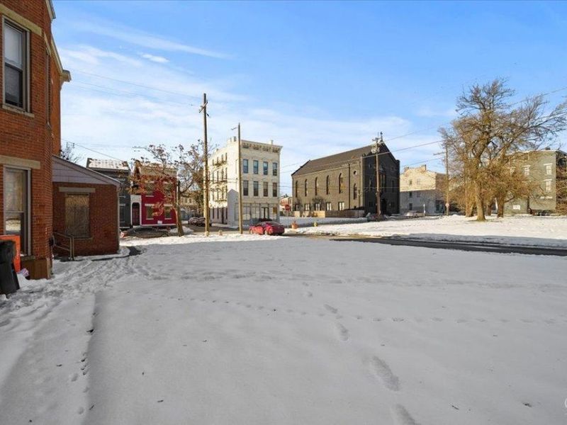 1816 Baymiller Street, Cincinnati, OH 45214 Photo 3