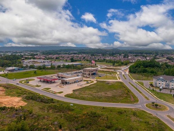 109 Diamond Park Ln , Maumelle, AR 72113