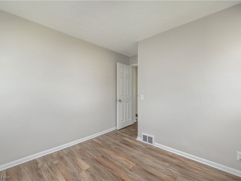 1323 29th Street NE, Canton, OH 44714 Photo 16