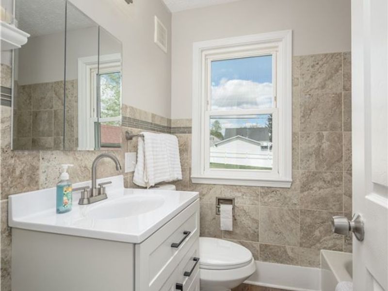 1323 29th Street NE, Canton, OH 44714 Photo 17