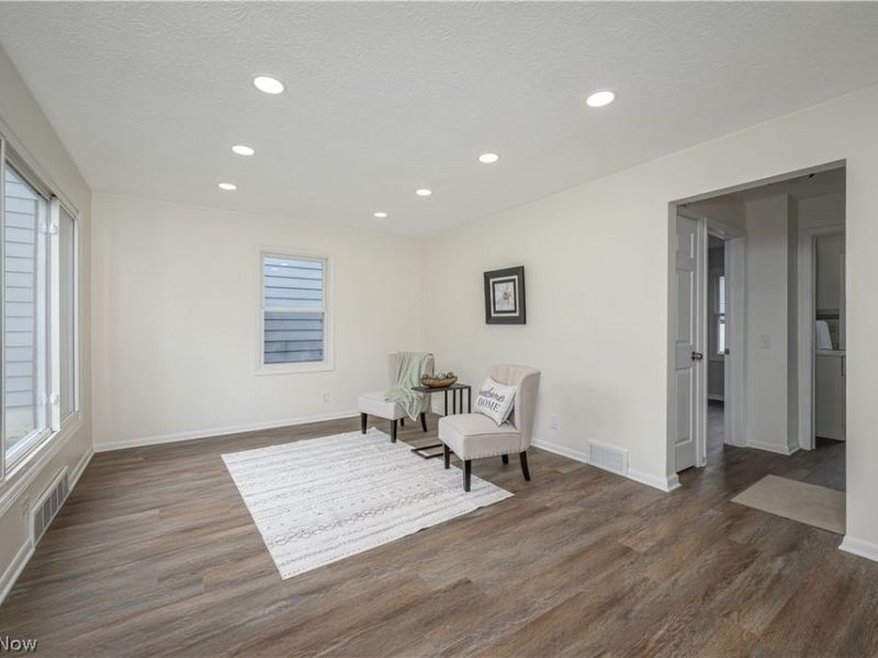 1323 29th Street NE, Canton, OH 44714 Photo 6