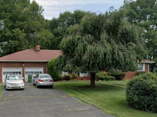 18 Foley Avenue, Edison, NJ 08820