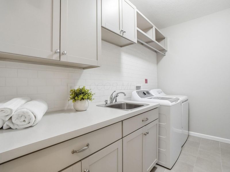 1056 Little Bear Place, Lewis Center, OH 43035 Photo 29