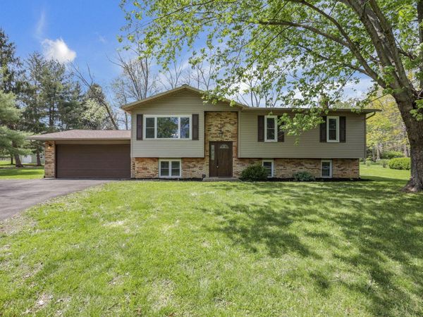 389 Twenty Grand Road SW, Pataskala, OH 43062