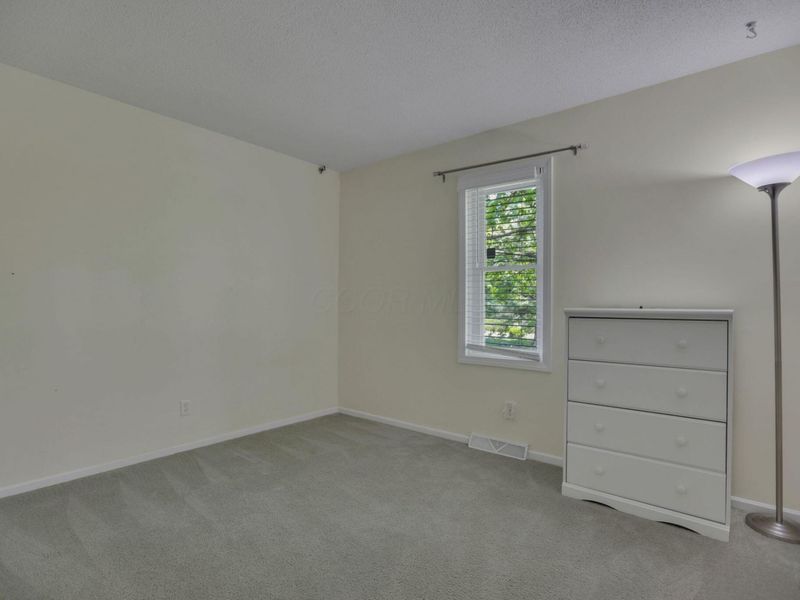 389 Twenty Grand Road SW, Pataskala, OH 43062 Photo 25