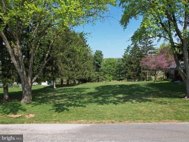 395 CAMERON ROAD, ETTERS, PA 17319