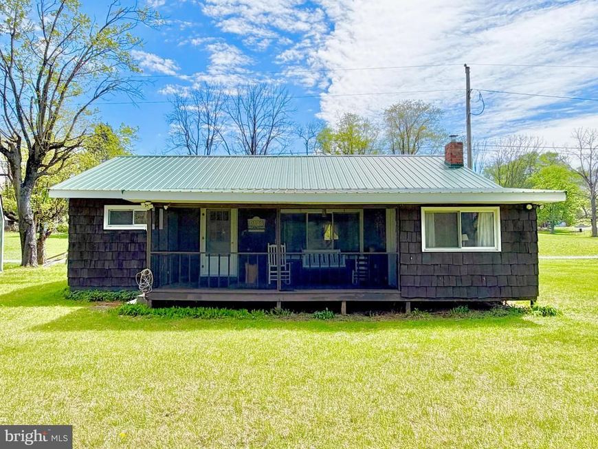 457 Cove Street , Everett, PA 15537 Main Photo