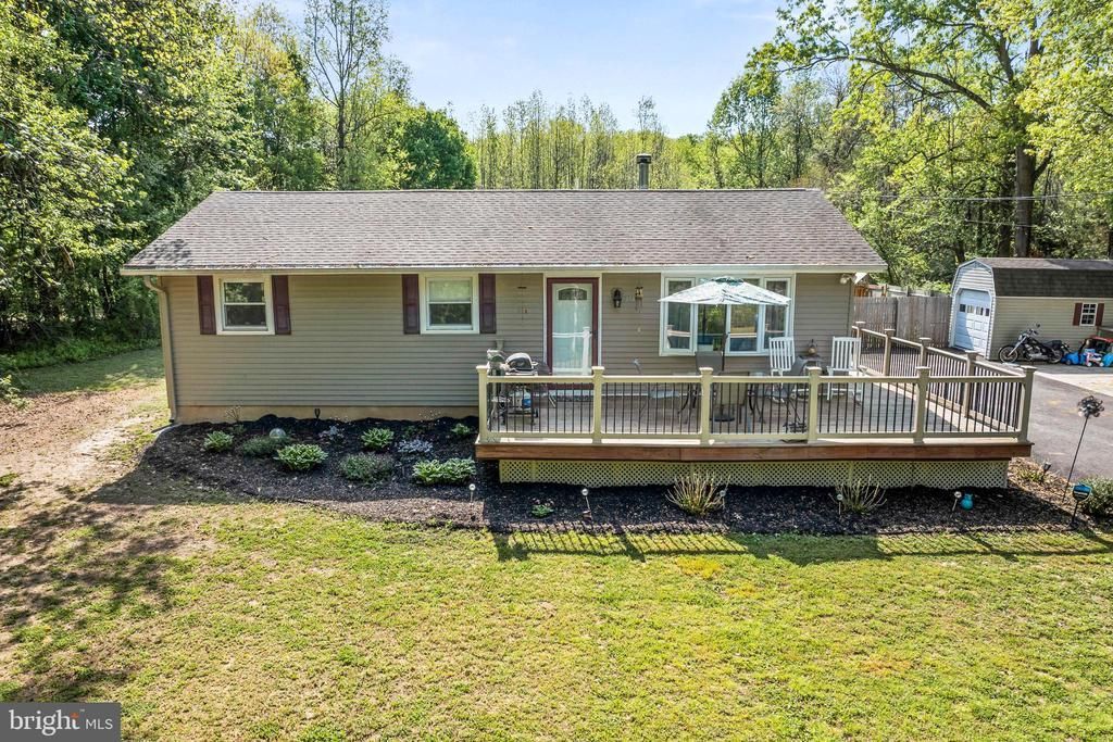 154 Oechsle Road, Woodstown, NJ 08098 Main Photo