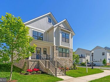 23099 GLENWOOD HEIGHTS CIRCLE, BRAMBLETON, VA 20148