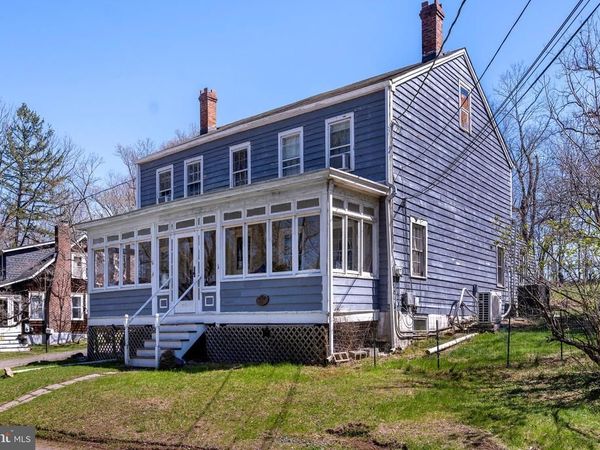 43 1/2 W BROAD STREET, HOPEWELL, NJ 08525