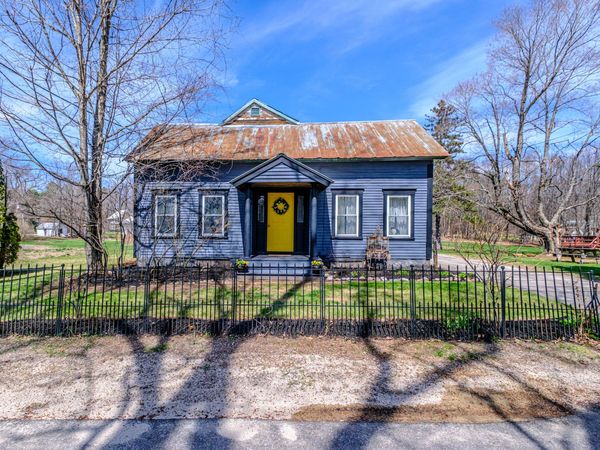 528 Main Street, Bridgton, ME 04009
