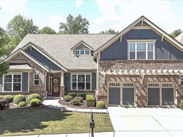 3768 Golden Leaf Point SW, Gainesville, GA 30504