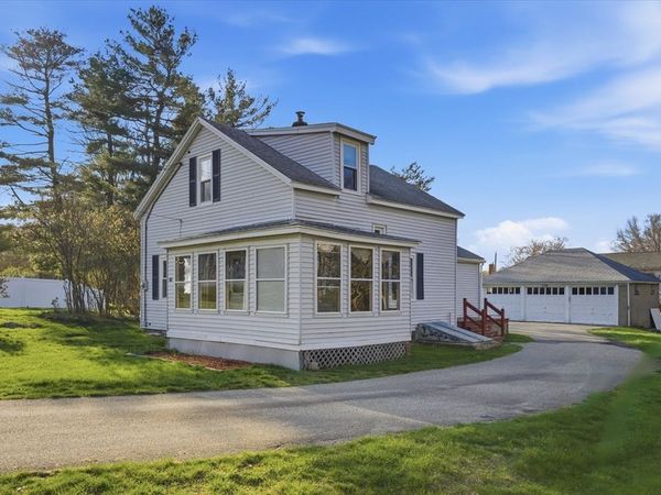 16 Hartung St, Methuen, MA 01844