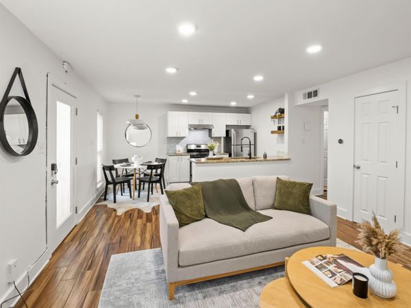 5820 Berkman DR , Unit 110, Austin, TX 78723