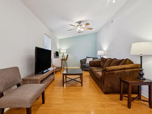 2021 Bluebonnet LN , Unit 210, Austin, TX 78704