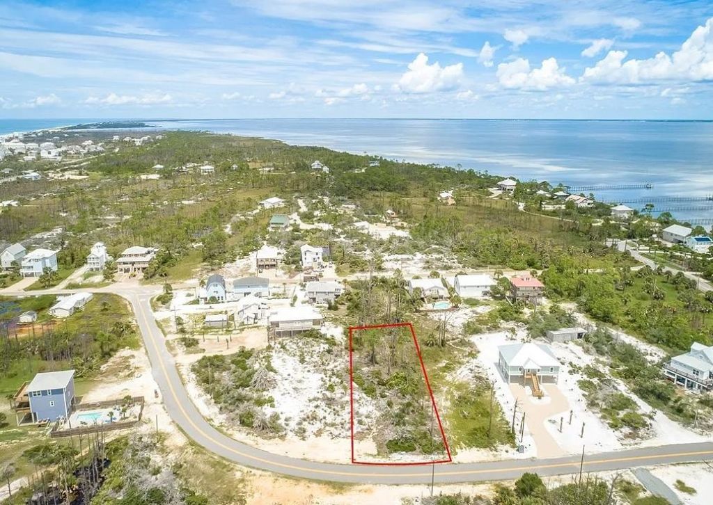 210 Driftwood Avenue, Port Saint Joe, FL 32456 Photo