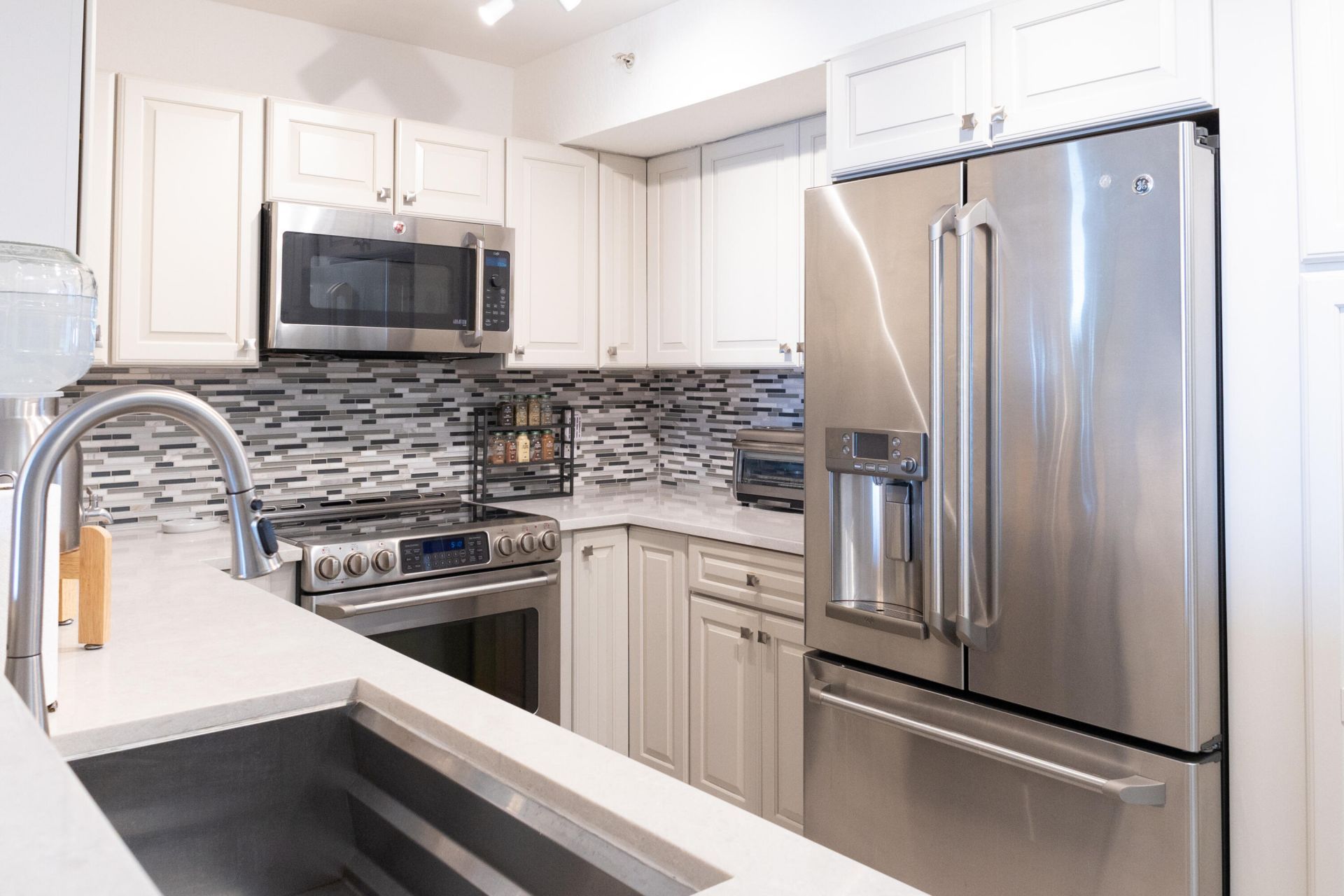1801 N Flagler Drive, Unit 201, West Palm Beach, FL 33407 Photo