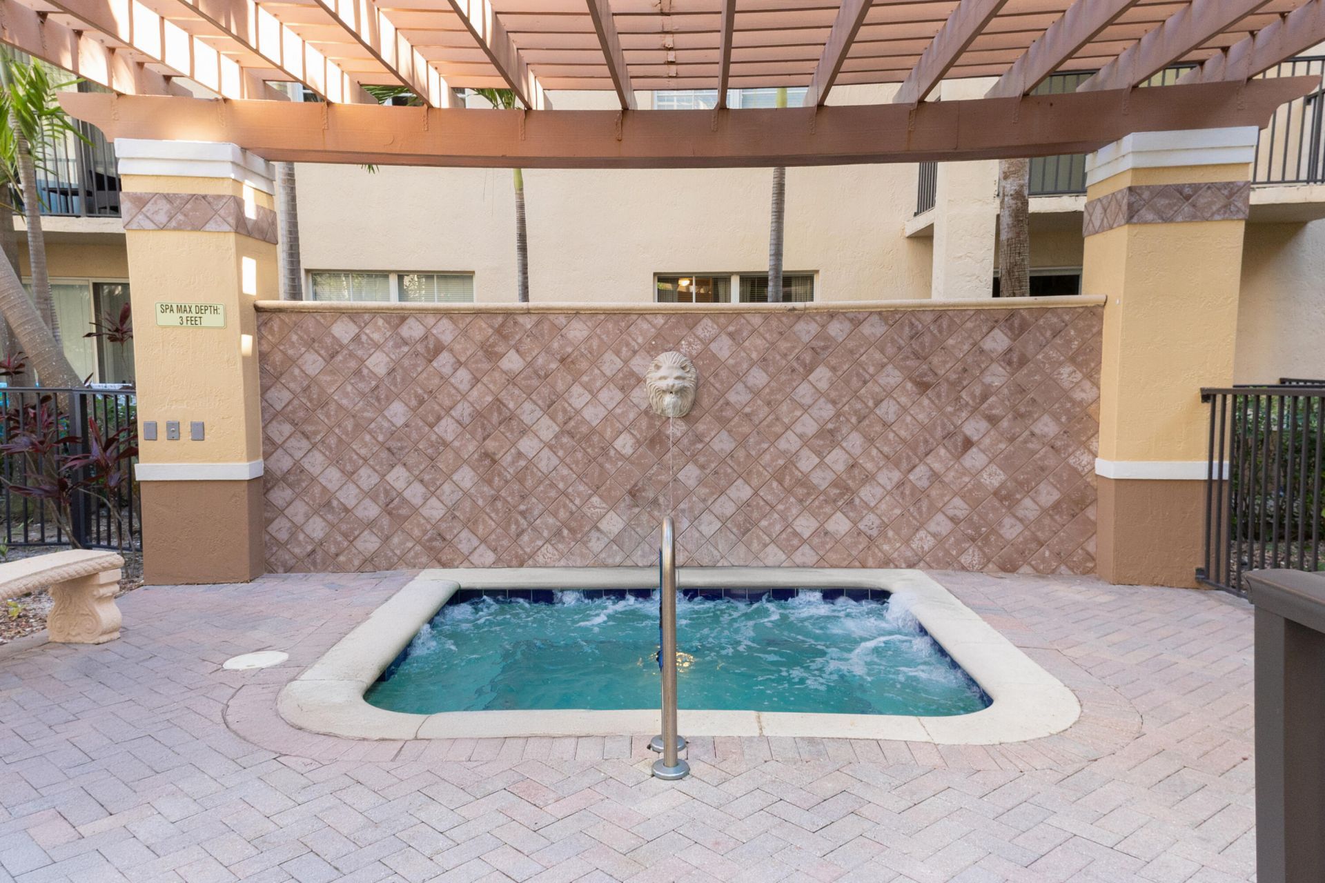 1801 N Flagler Drive, Unit 201, West Palm Beach, FL 33407 Photo
