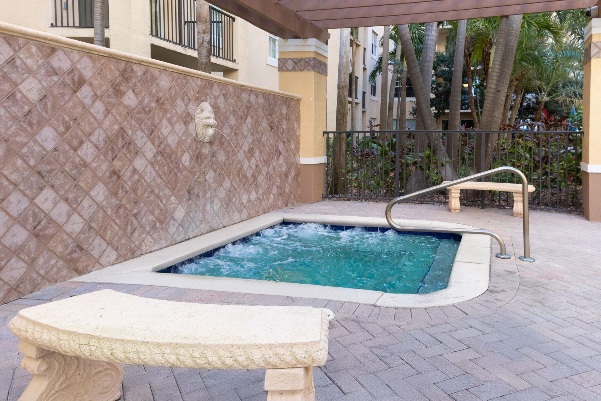 1801 N Flagler Drive, Unit 201, West Palm Beach, FL 33407 Photo