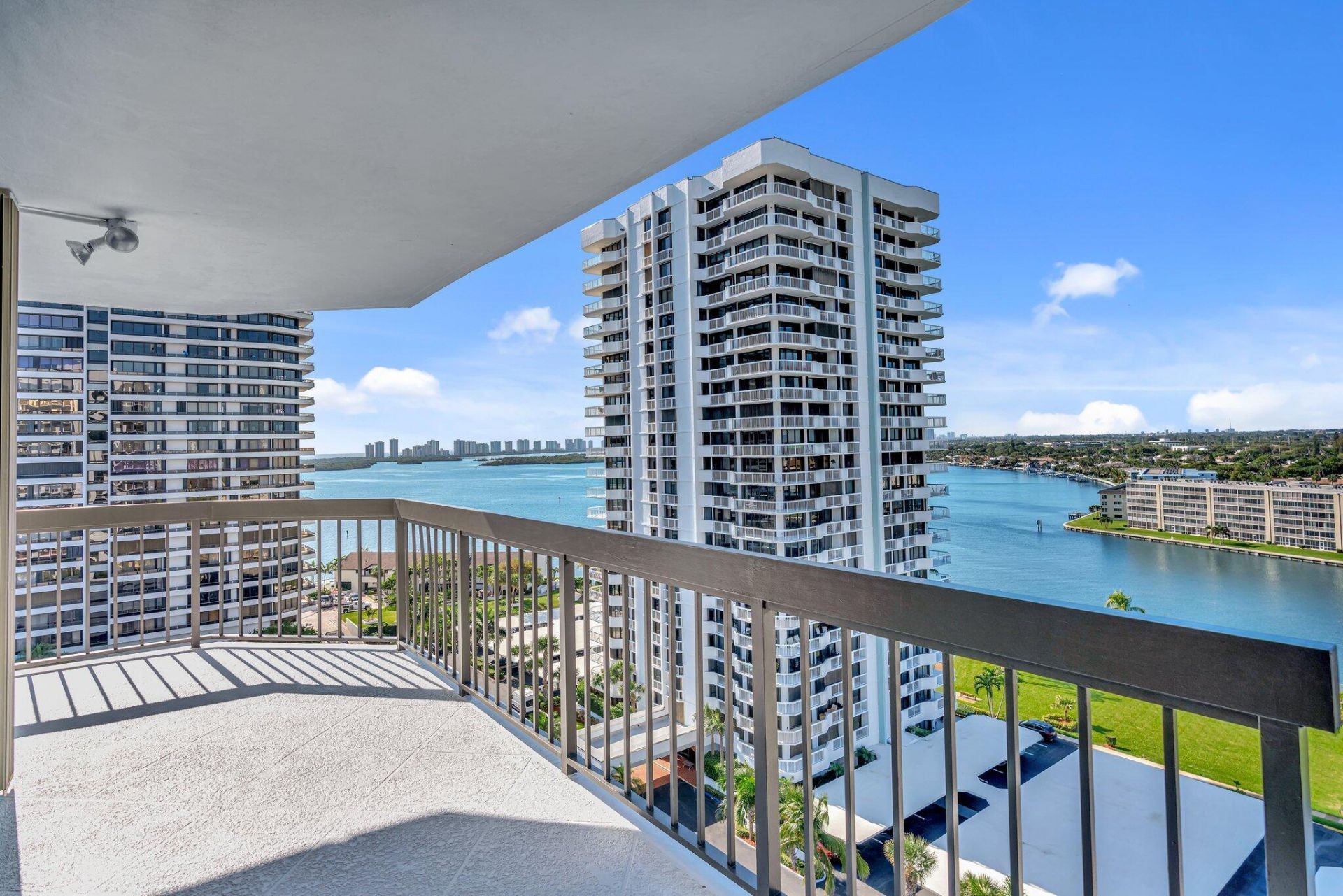 108 Lakeshore Drive, Unit 1441, North Palm Beach, FL 33408 Photo