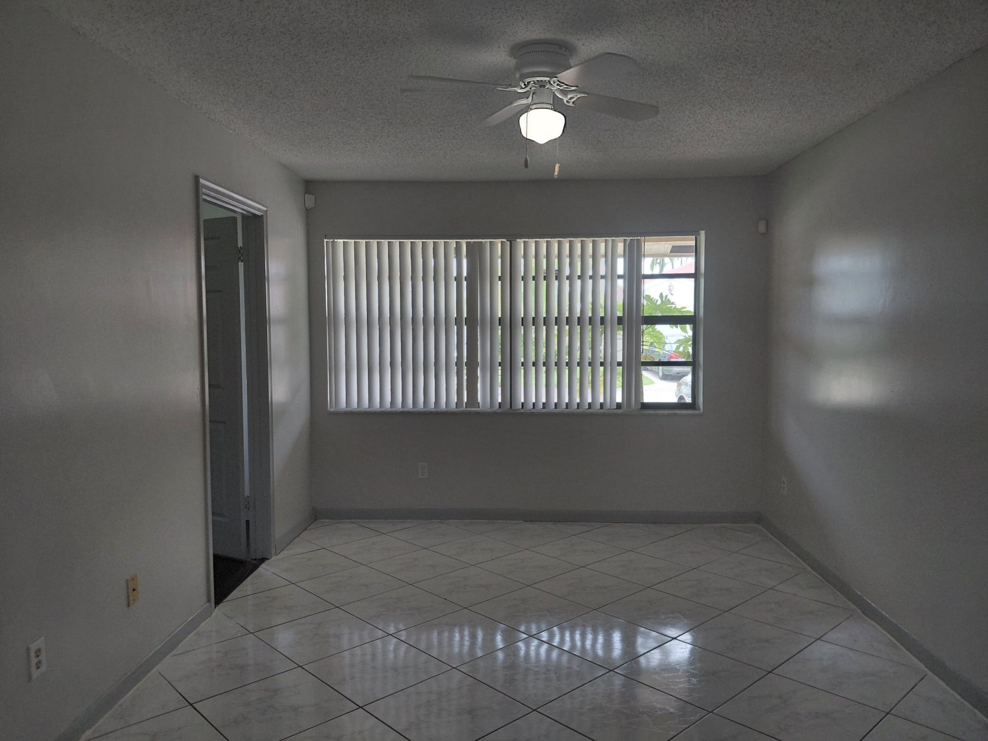 1322 Pines Lane, West Palm Beach, FL 33415 Photo