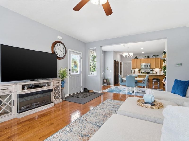 9594 Greenery Court, Loveland, OH 45140 Photo 4