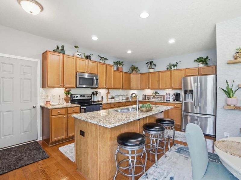 9594 Greenery Court, Loveland, OH 45140 Photo 7