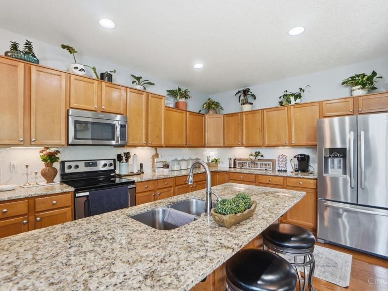 9594 Greenery Court, Loveland, OH 45140 Photo 8