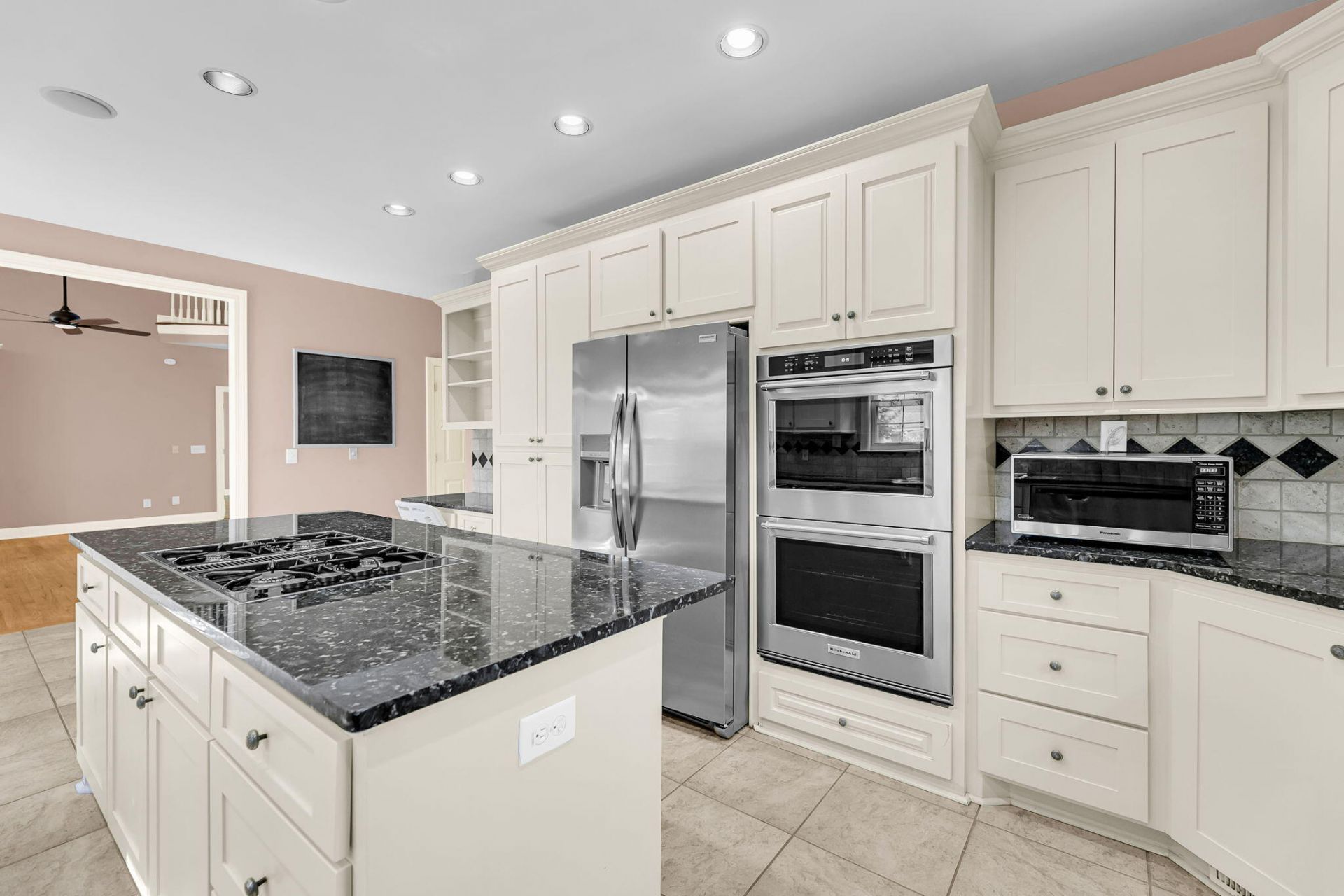 4220 Meadowbrook Court Photo 13