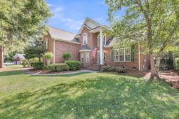 4220 Meadowbrook Court photo 4