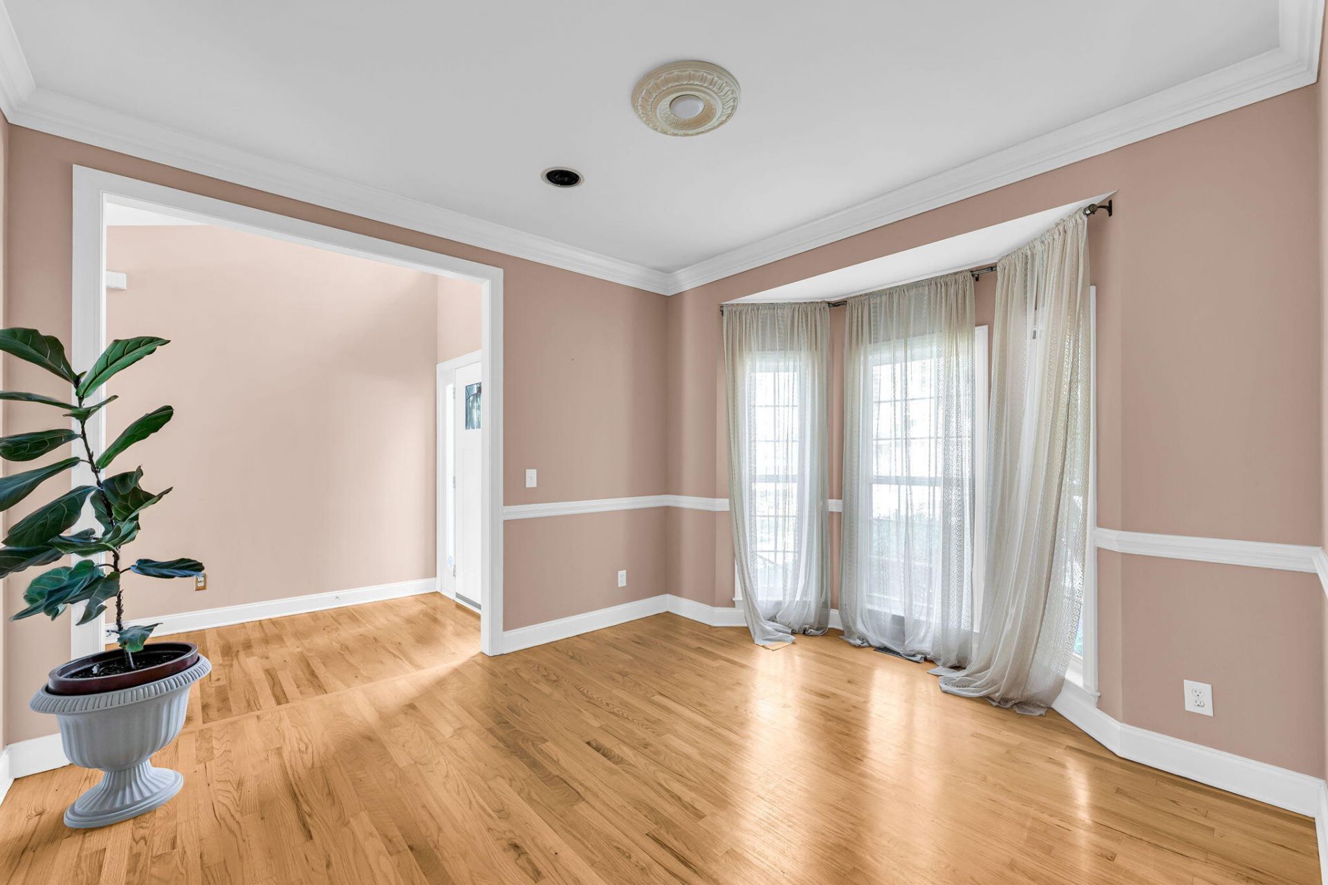 4220 Meadowbrook Court Photo 23