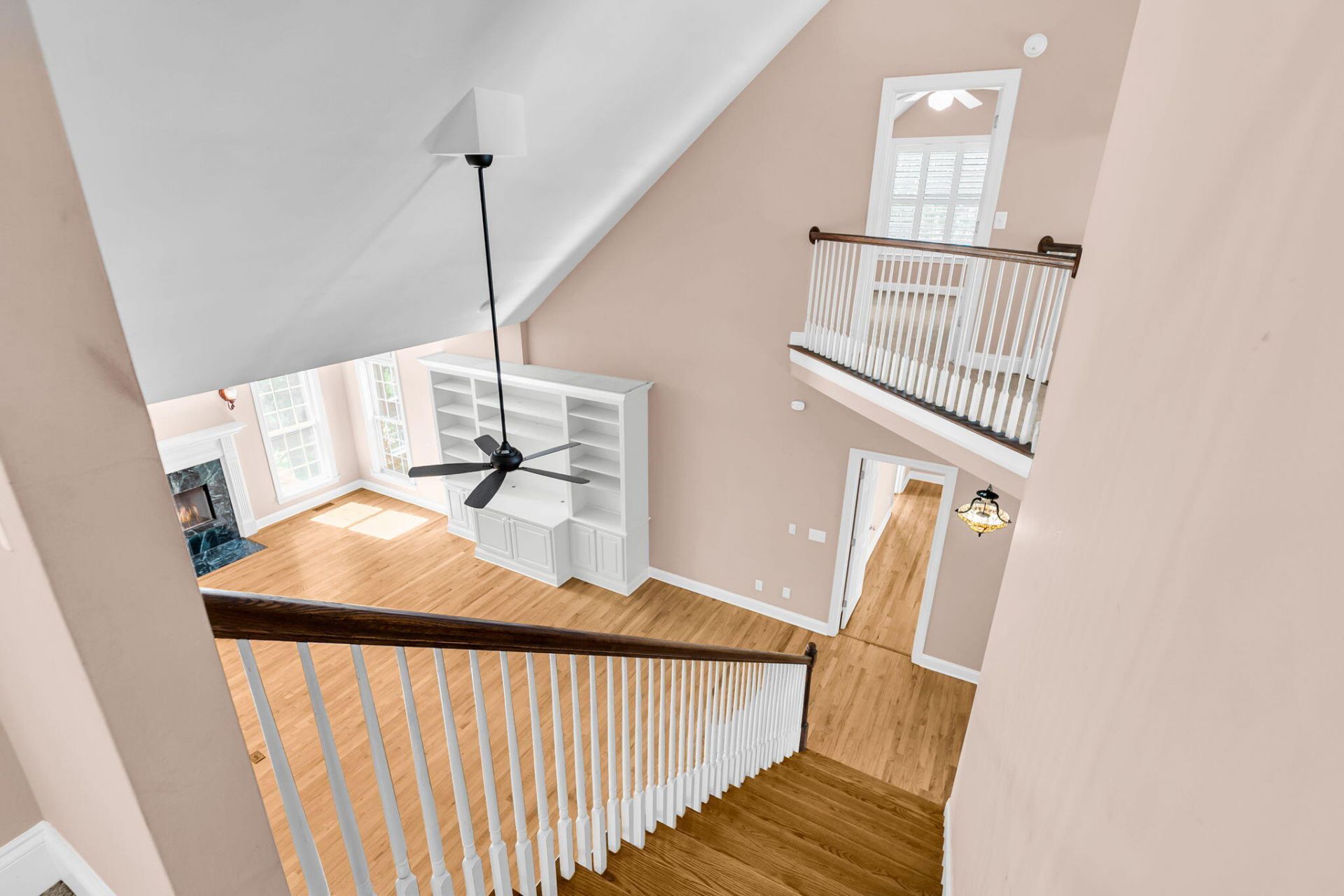 4220 Meadowbrook Court Photo 25